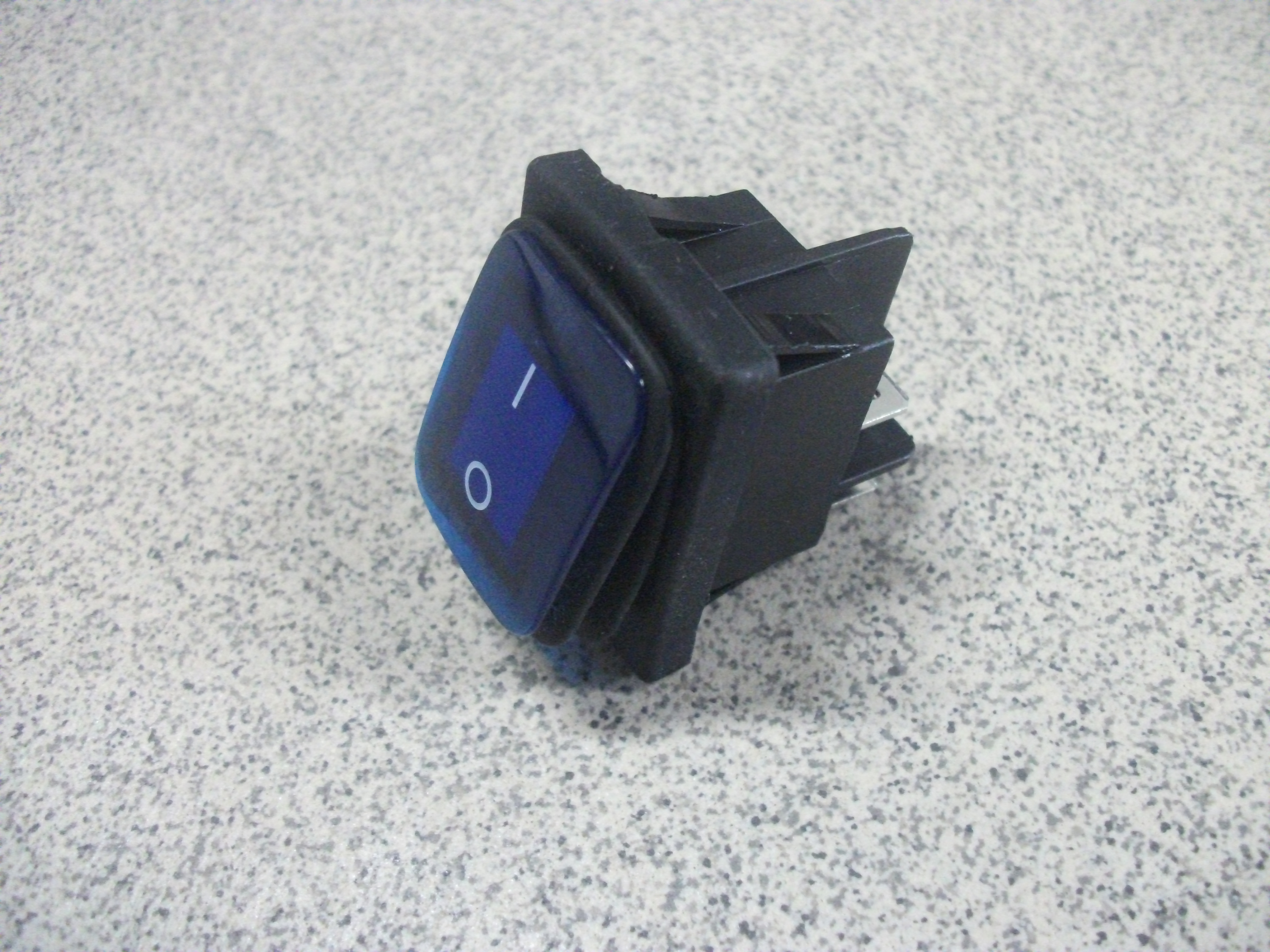 Переключатель  Sc-767, 4с, 12v, влагозащищенный, синий   KCD2-2-201NW