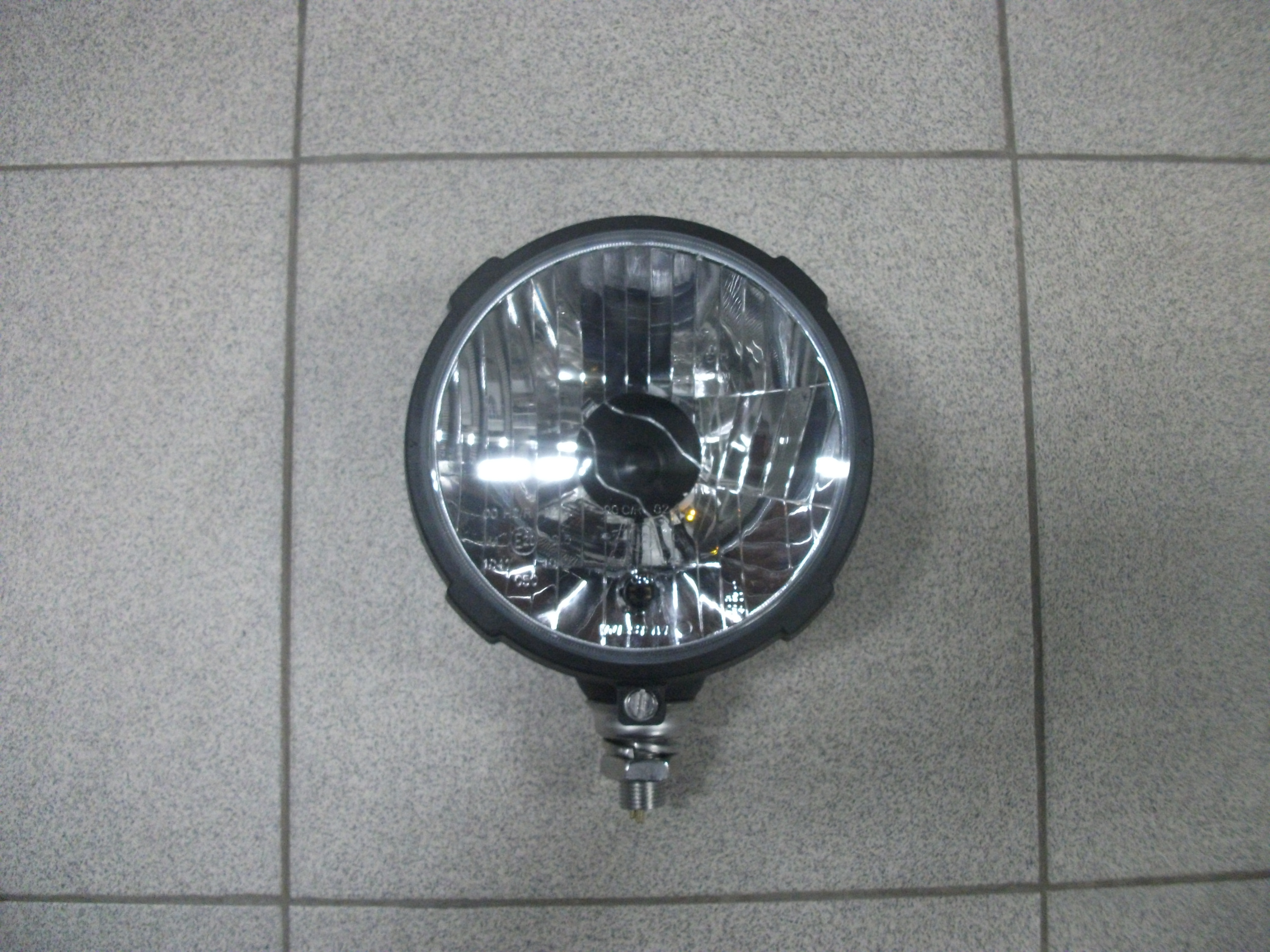 Фара бл./дал. света Ursus H4 круглая d160