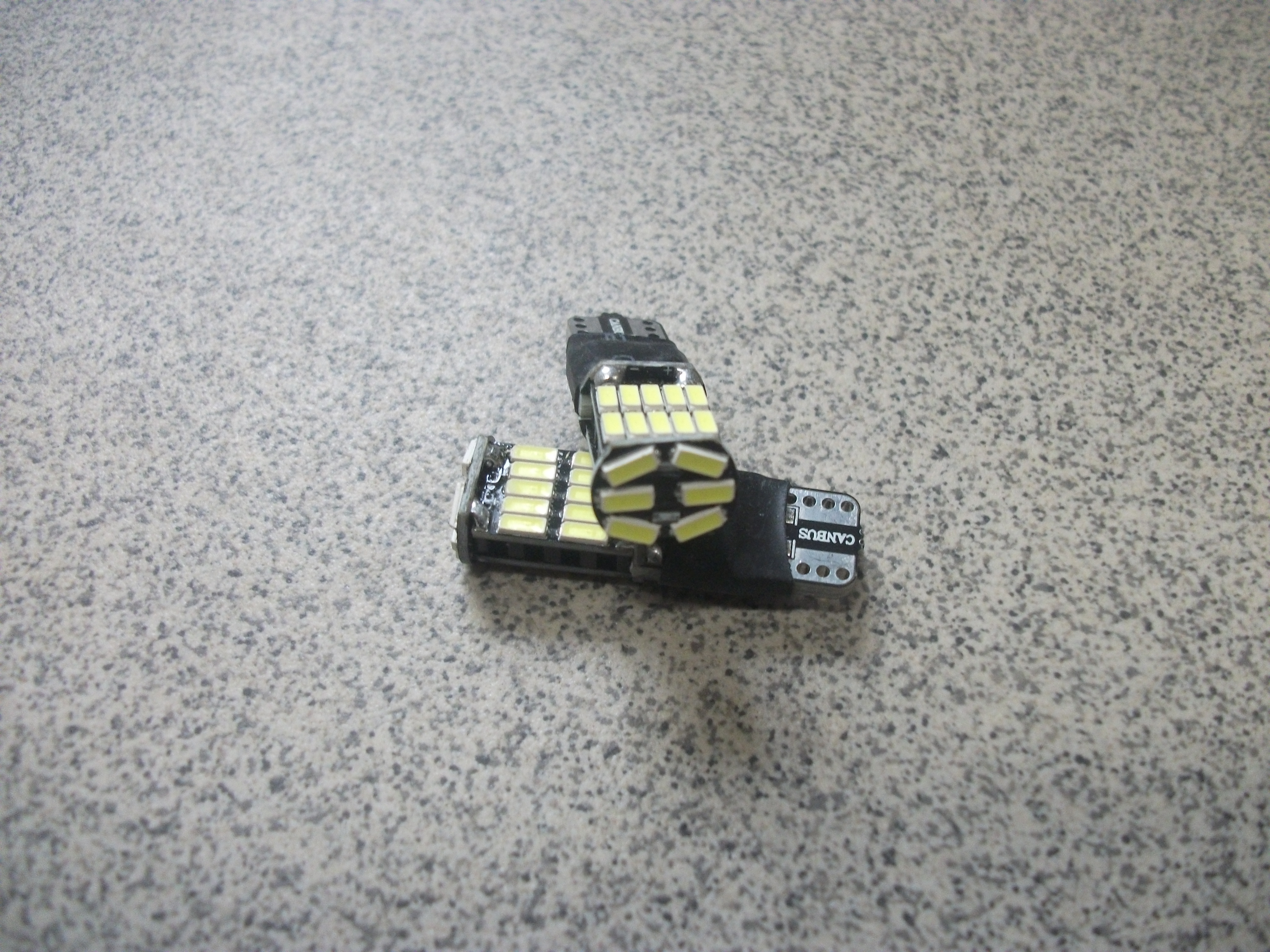 T10-БЦ Светодиод  26 SMD   обманка   12-24   X0062