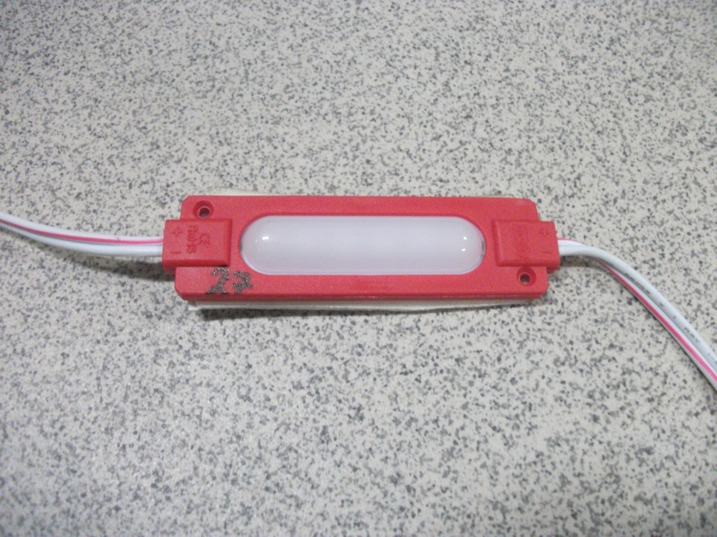 Фонарь   Габаритный  контурный   диодный   КРАСНЫЙ   (ПЛАФОН)  DC12V