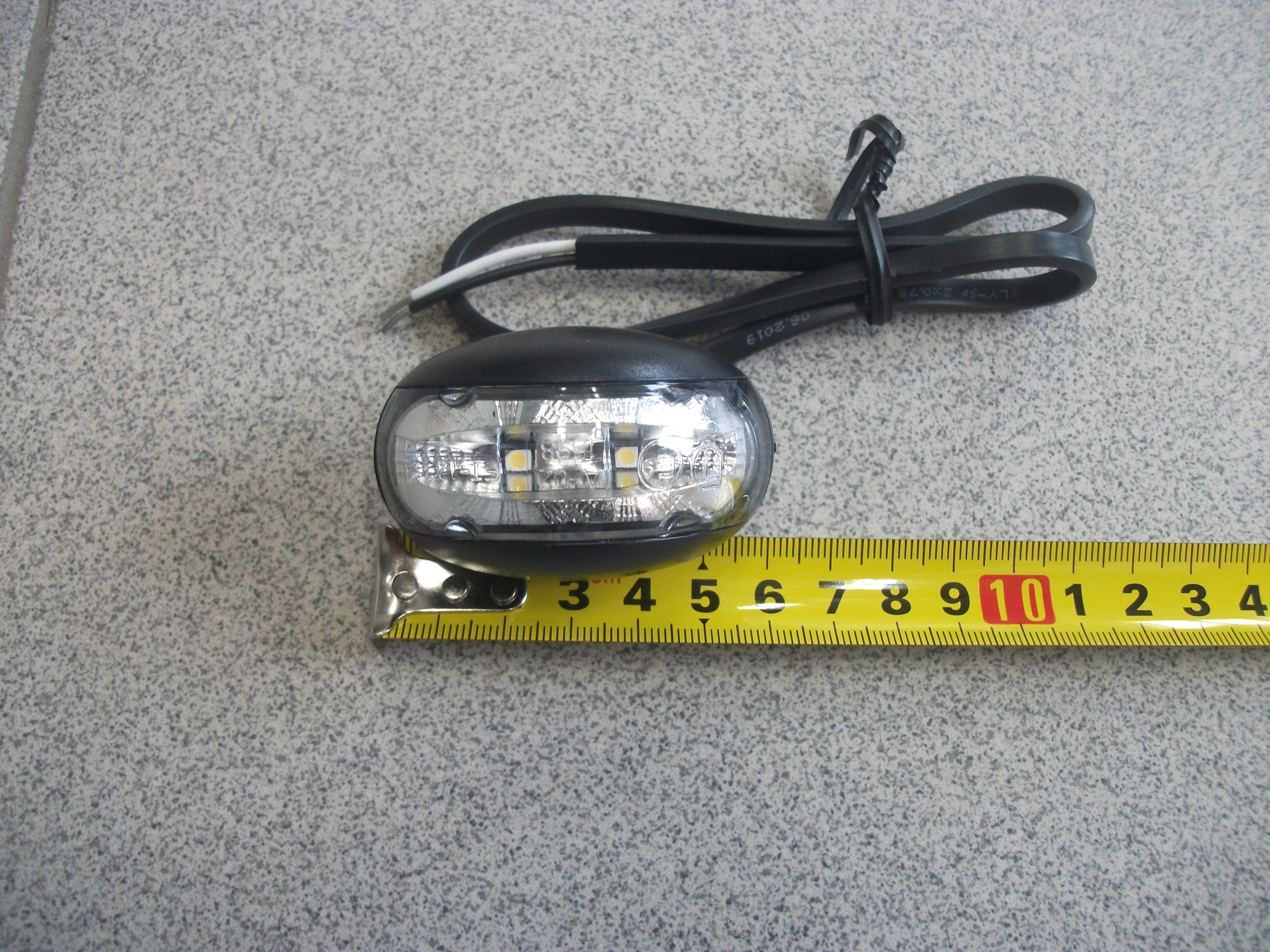 Фонарь   Габаритный  контурный   диодный   БЕЛЫЙ   FRISTOM  12-30v   FT012BLED