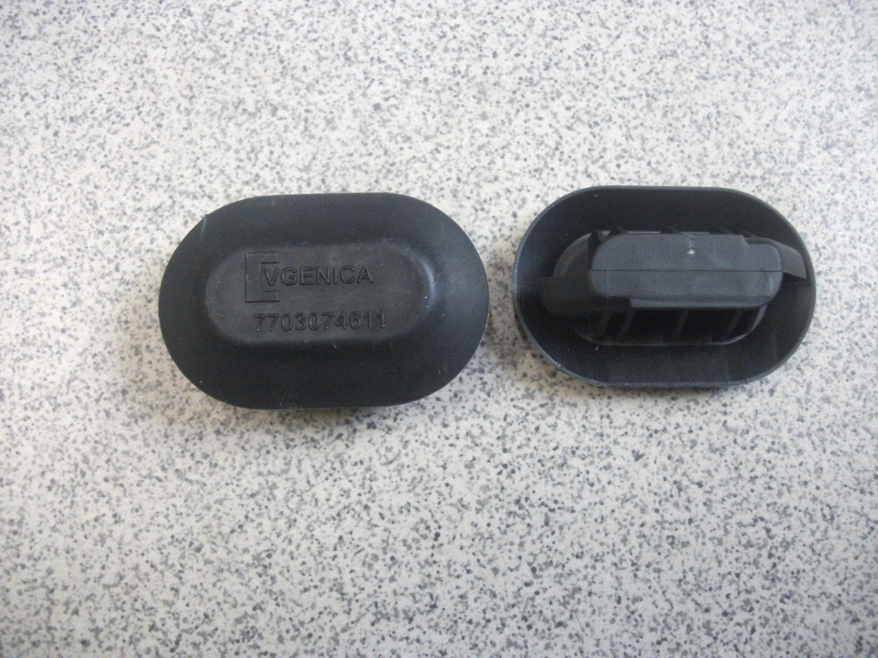 Заглушка    Днища    VESTA    овал 16,2*32,2