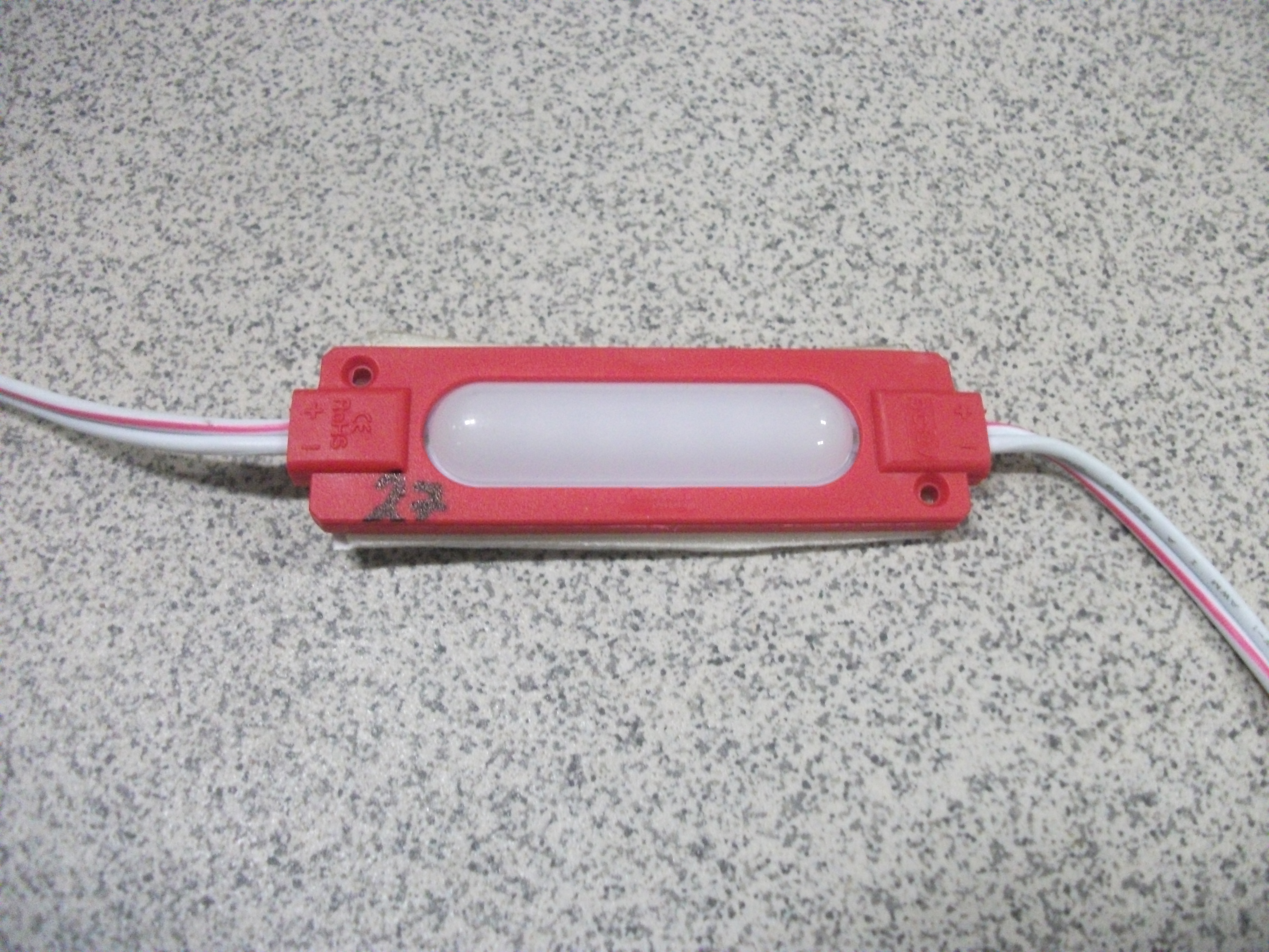 Фонарь   Габаритный  контурный   диодный   КРАСНЫЙ   (ПЛАФОН)  DC12V