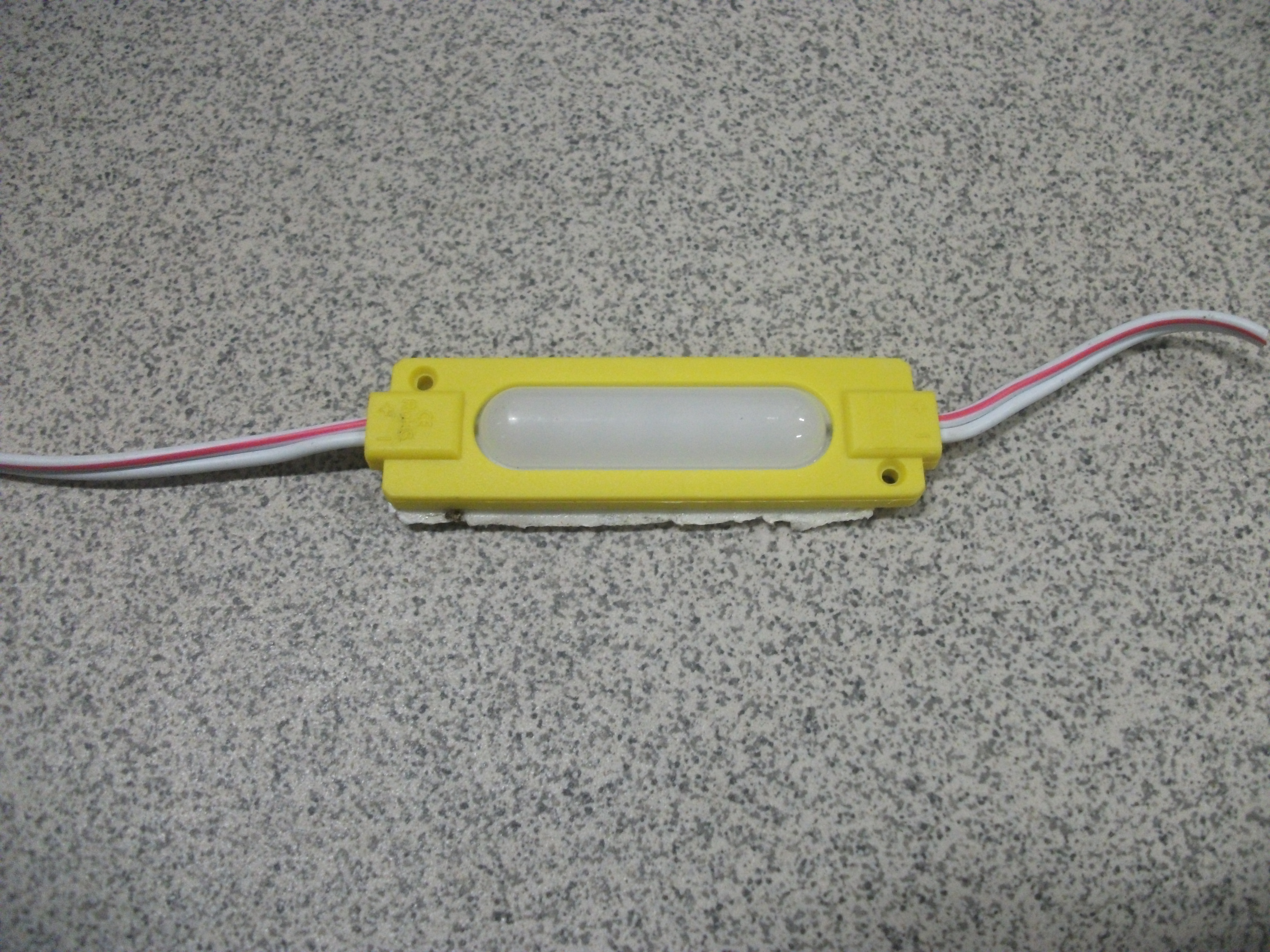 Фонарь   Габаритный  контурный   диодный   ЖЕЛТЫЙ   (ПЛАФОН)  DC12V