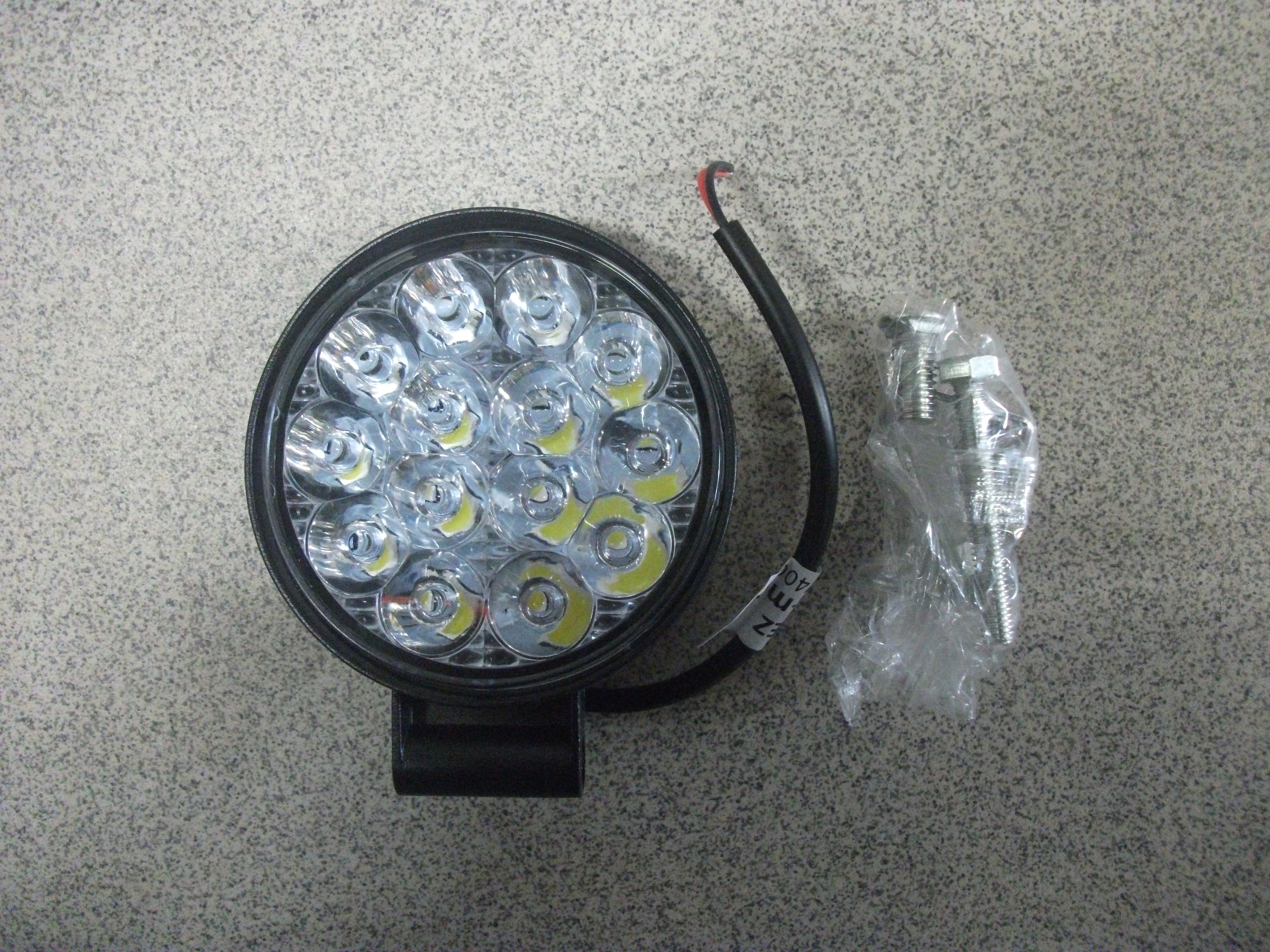 Фара   Противотуманная   42W  16 LED  круглая   мини  G0004