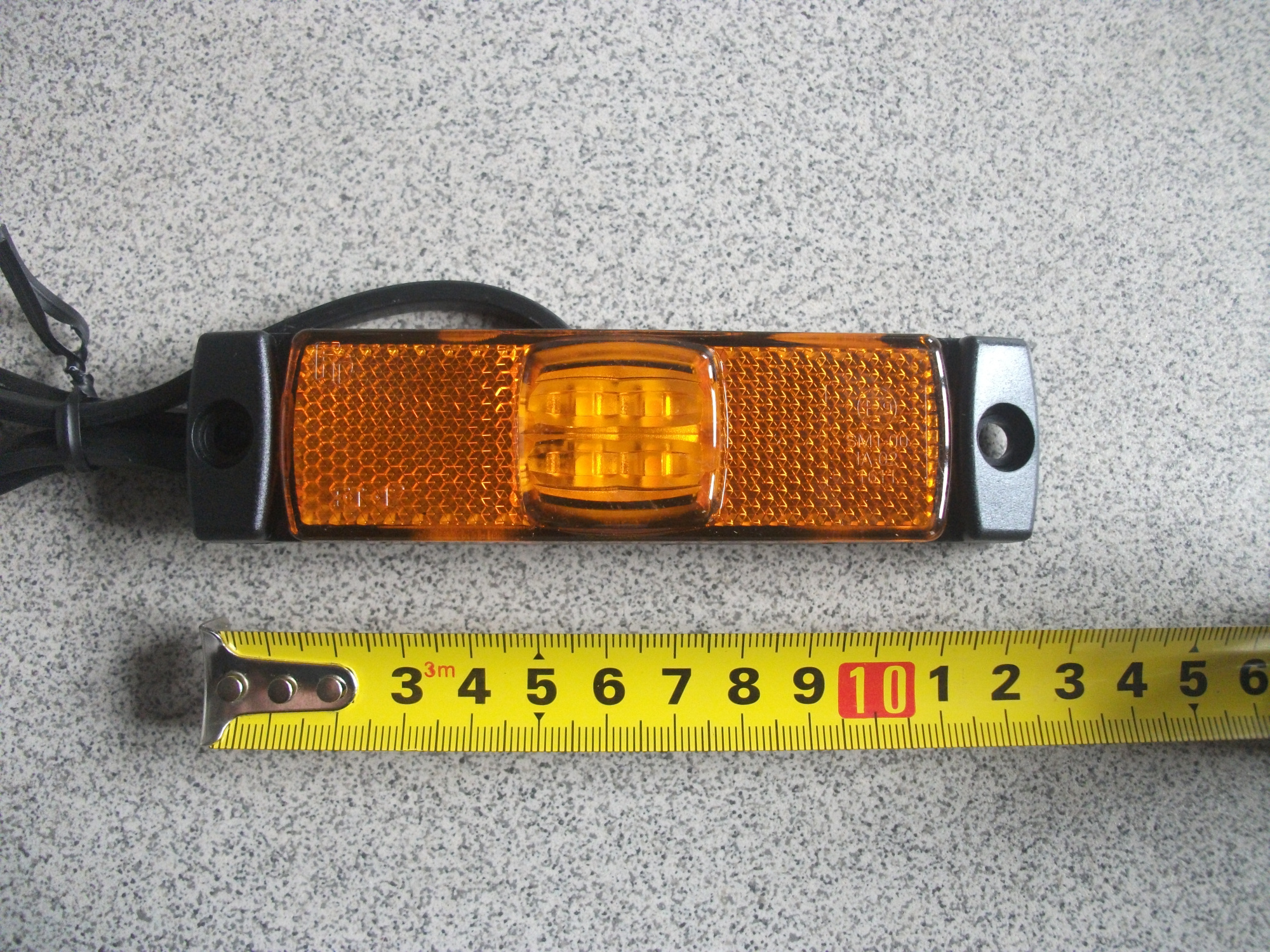 Фонарь   Габаритный  контурный   диодный   ЖЕЛТЫЙ   FRISTOM  12-30v   FT017ZLED