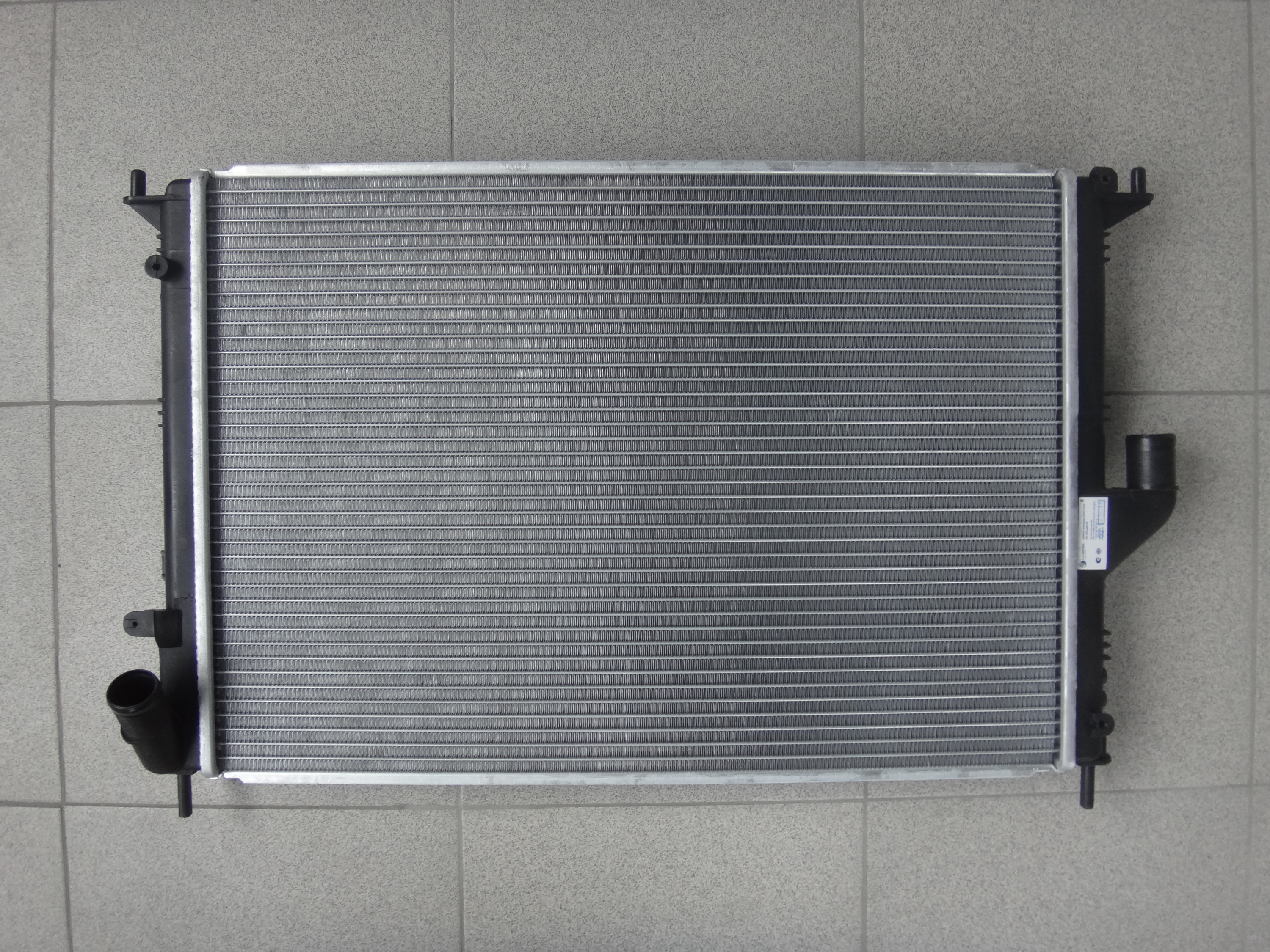 Радиатор  Охлаждения  Largus (12-)/Renault Logan (08-)  MT A/C+  (LUZAR)  LRcRELo08139     