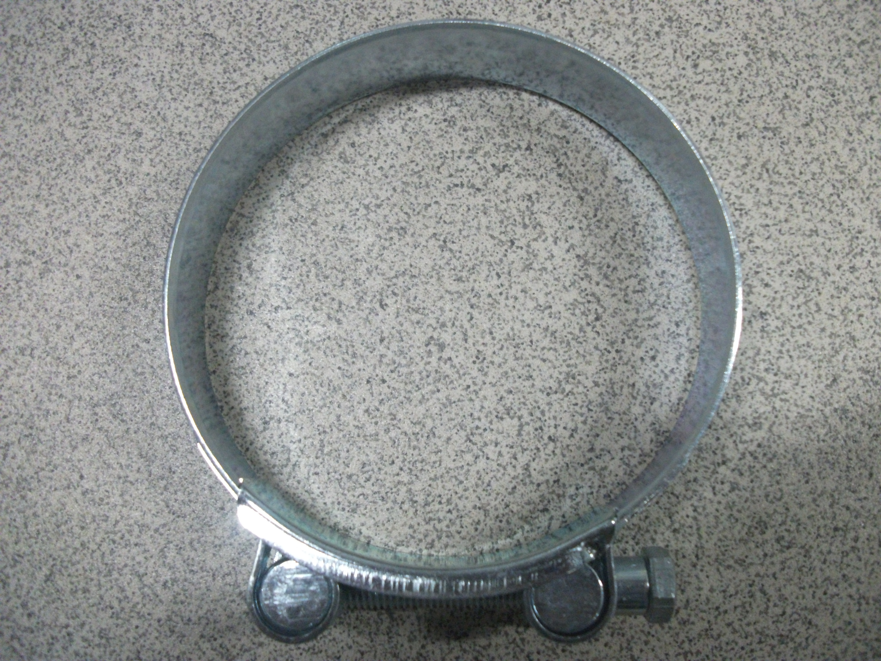 Хомут   KVP       силовой, тип ROBUST, 98-103