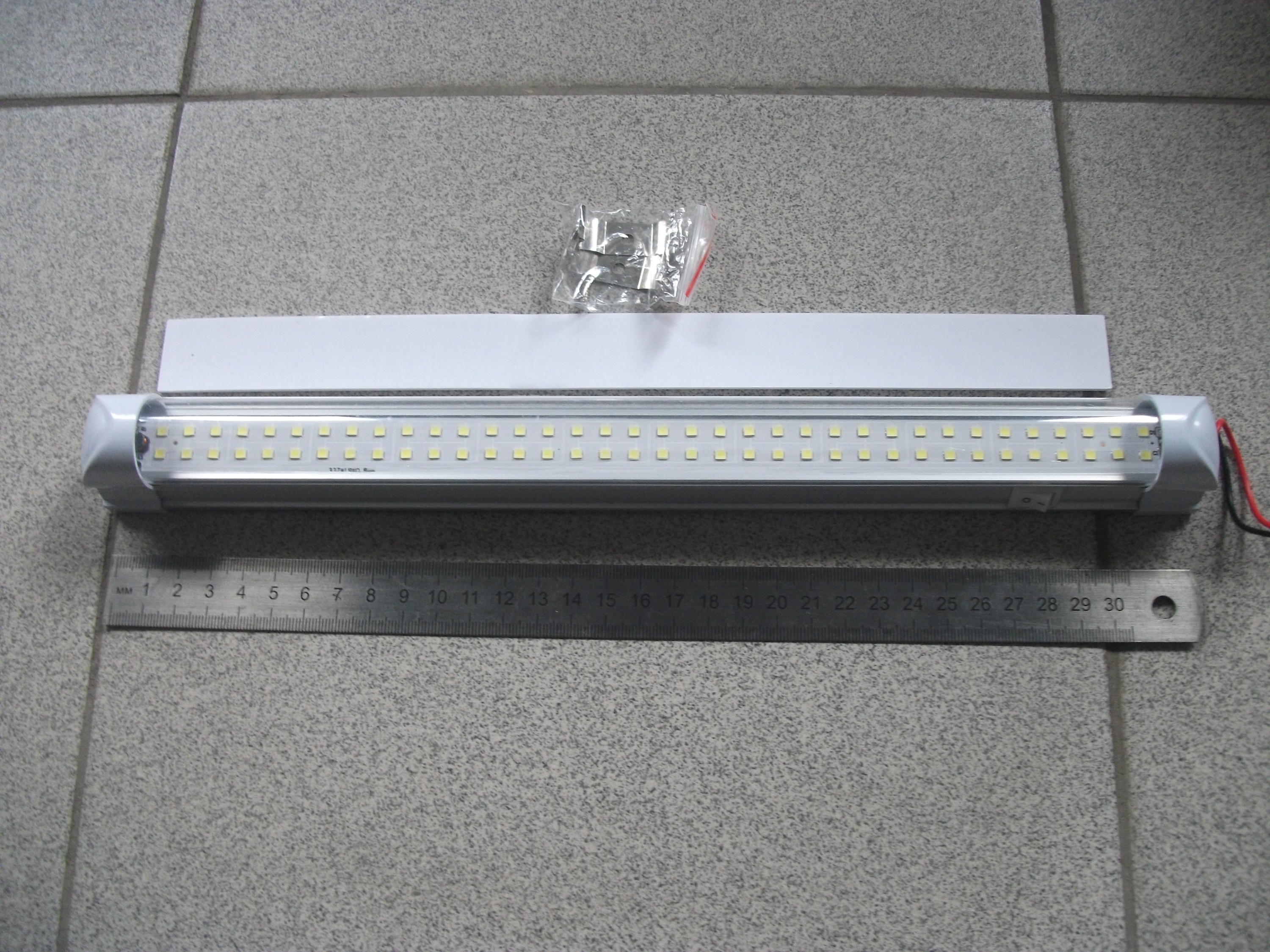 Плафон   Освещения  Салона   LED с выключ. 12V 80W   Ф-1622