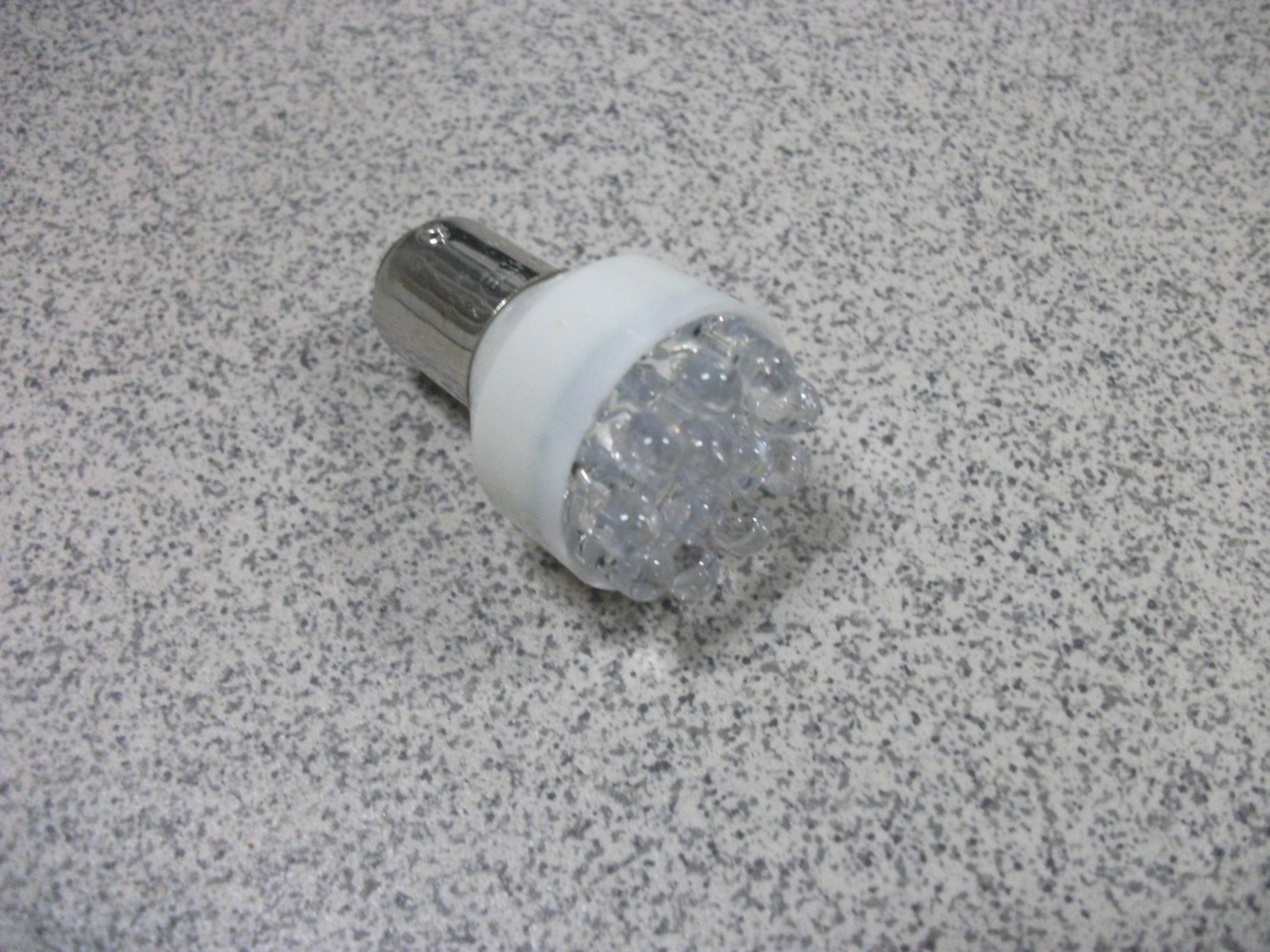 S 25 Светодиод  2-х контактный  12 LED     24V     WHITE    "Маяк"