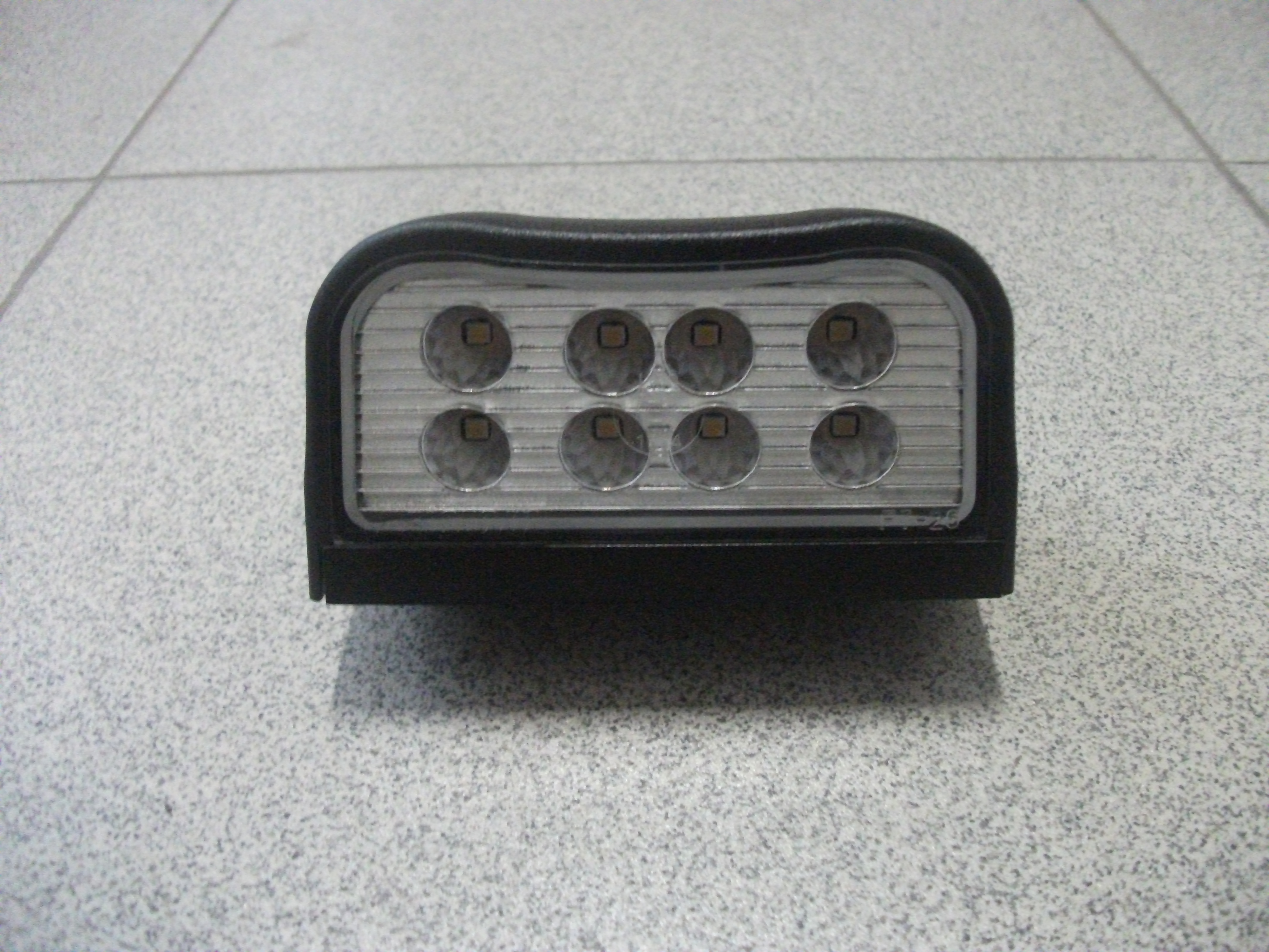 Фонарь  Подсветки  Номера  12-30v   LED  FRISTOM  8 диодов Черный
