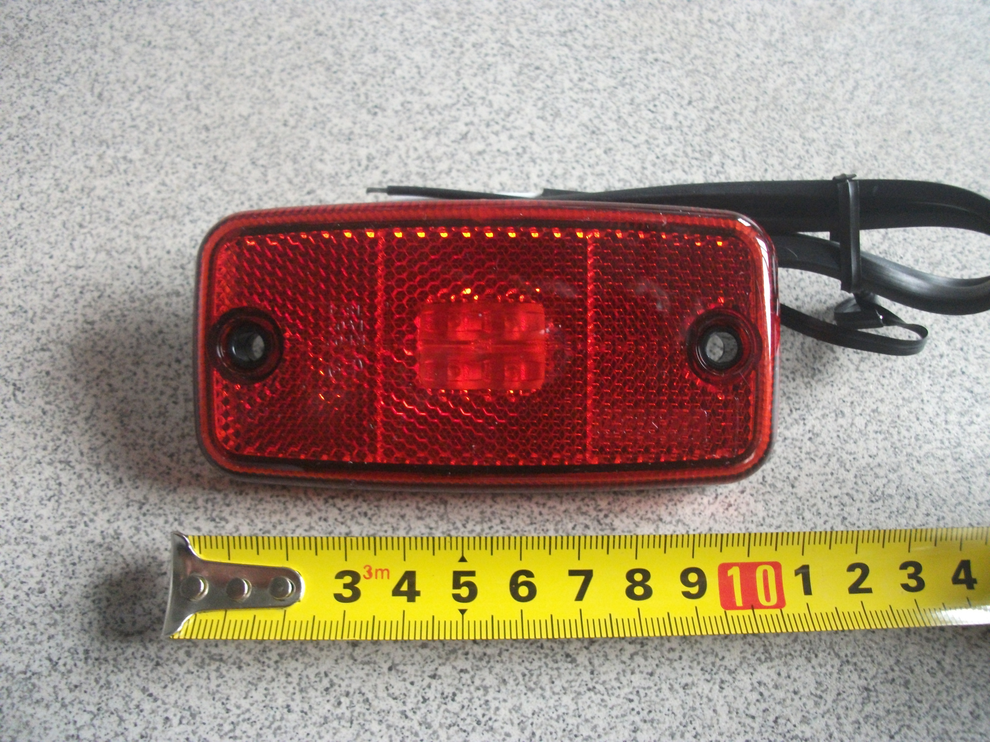 Фонарь   Габаритный  контурный   диодный   КРАСНЫЙ   FRISTOM  12-30v   FT019CLED