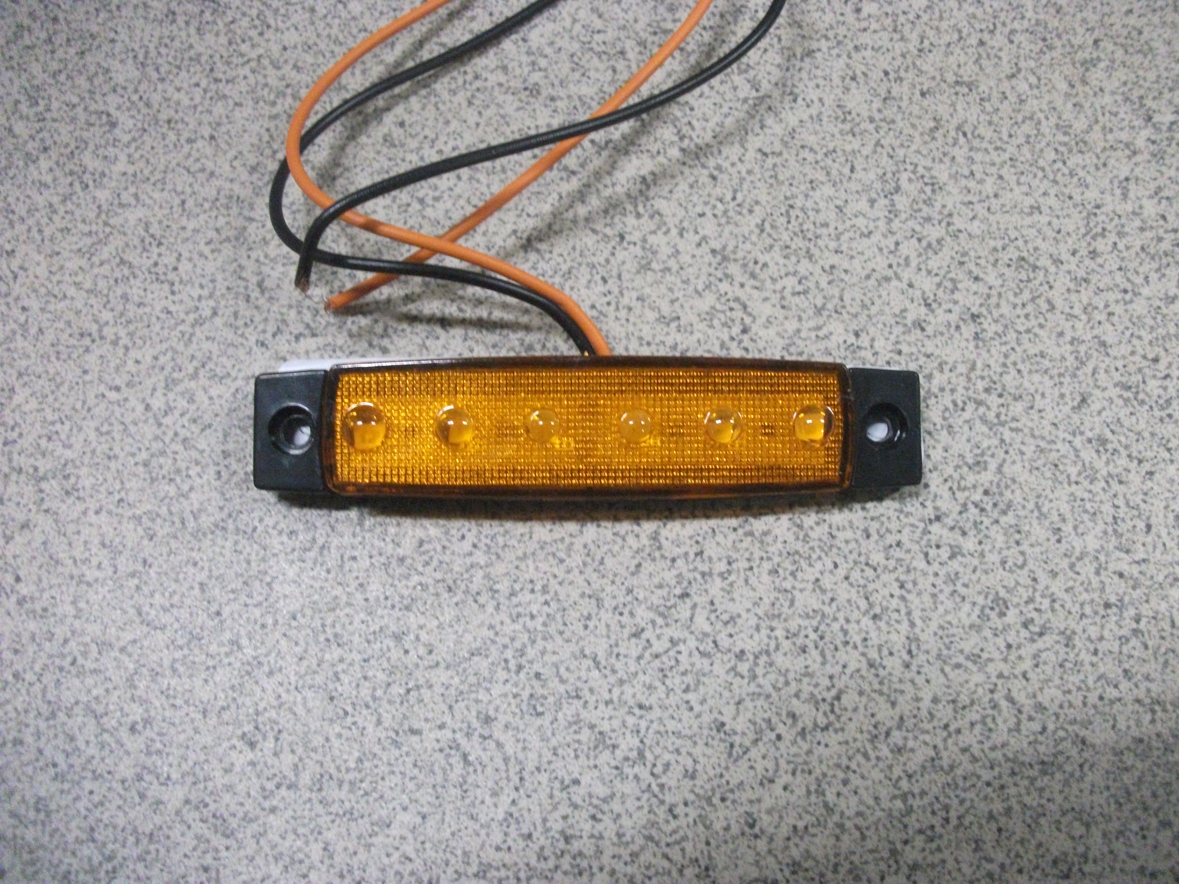 Фонарь   Габаритный  контурный   диодный       6 SMD   24v    Желтый