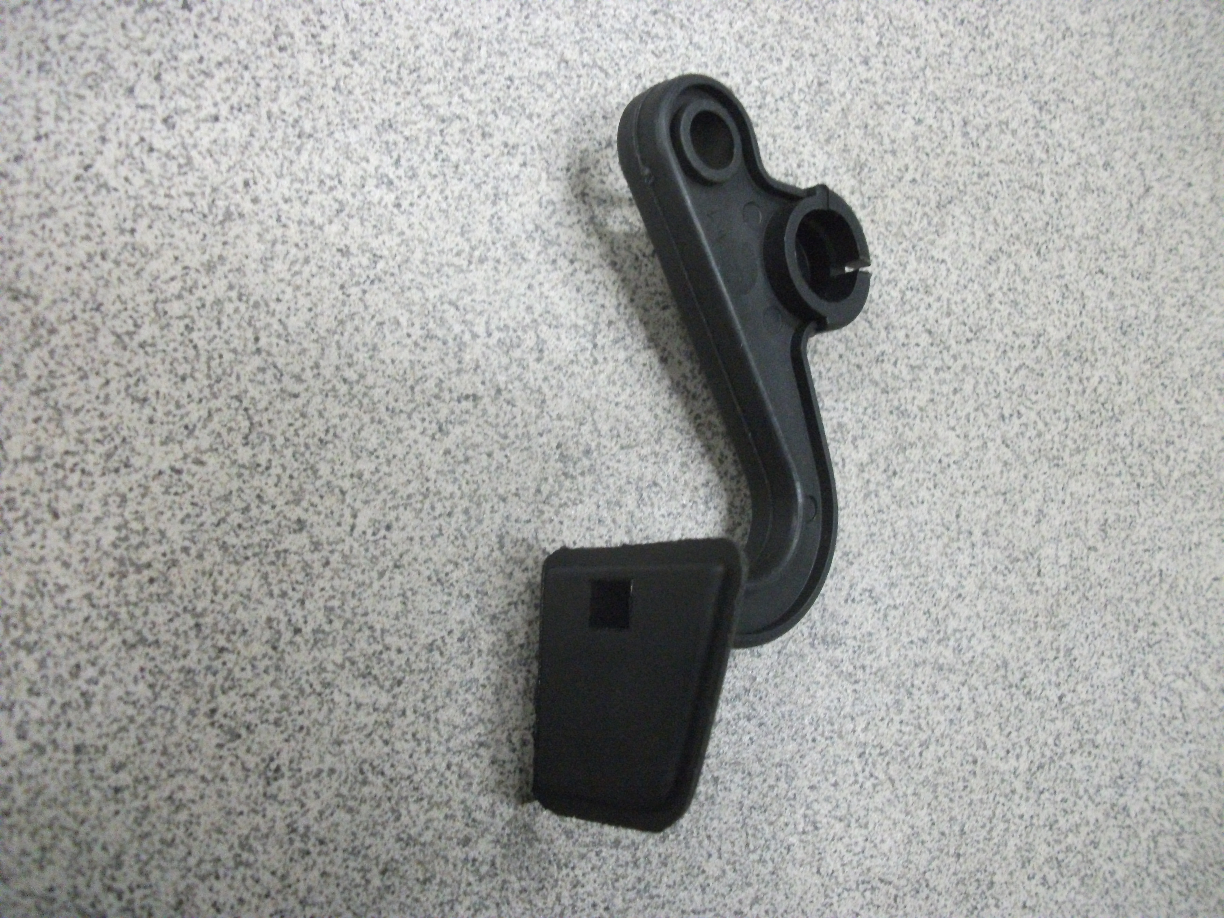 Ручка открывания капота   2110-8406132     2110