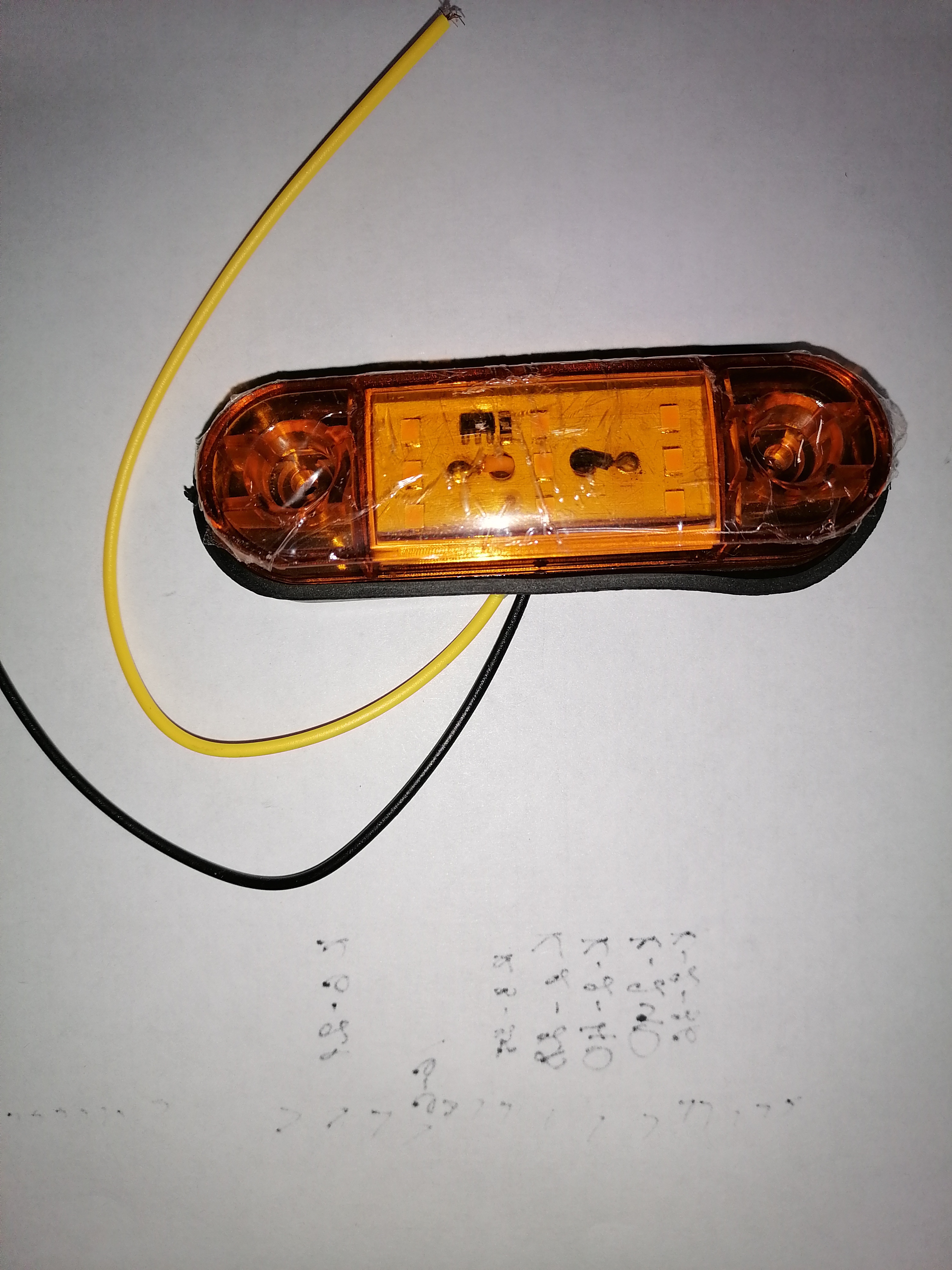 Фонарь   Габаритный  контурный   диодный   ЖЕЛТЫЙ   ан.ОГ-40  (9 диодов)(12-24V)  