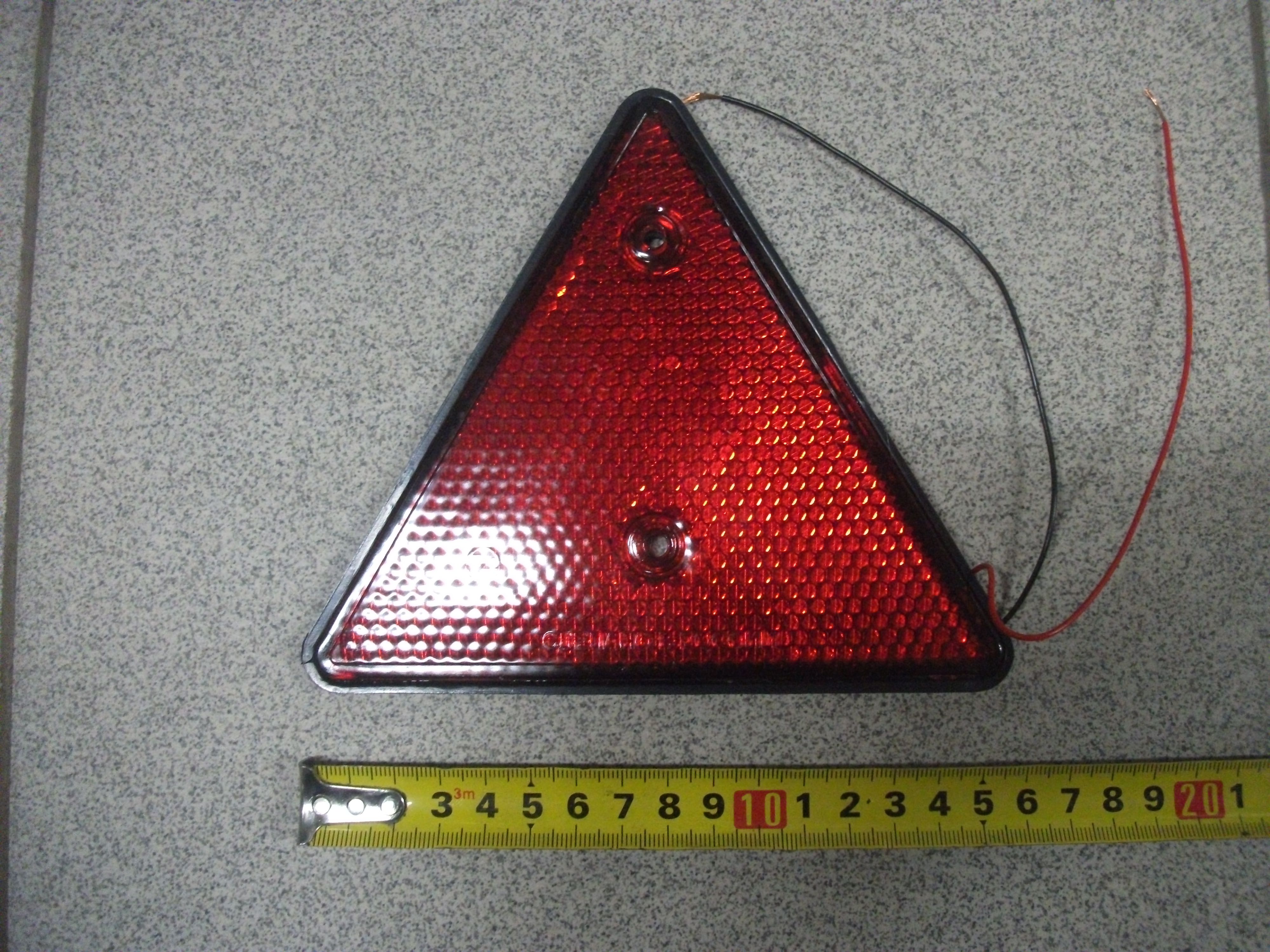 Световозвращатель   Красный   Треугольный   LED  ФП-412LED