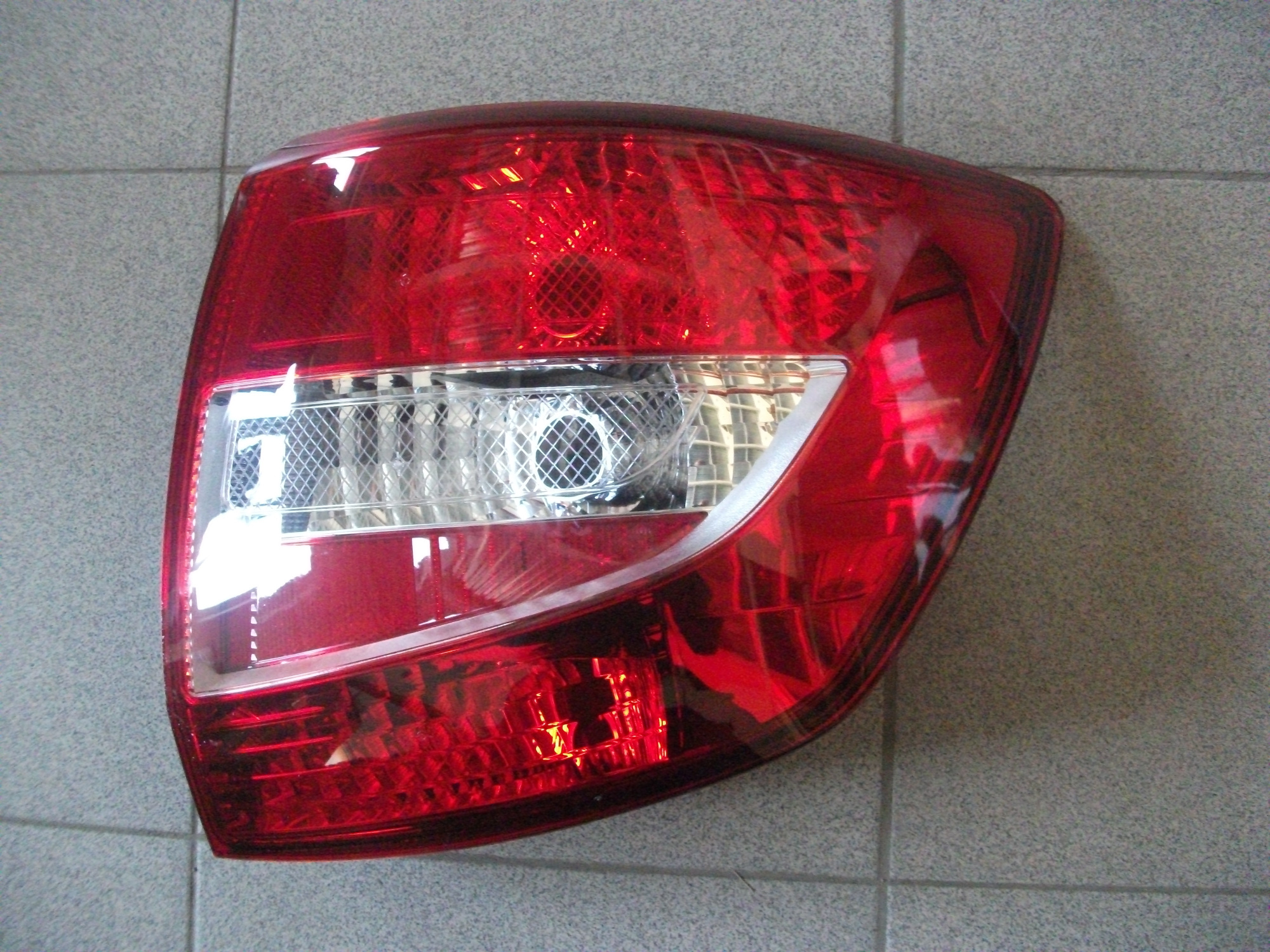 Фонарь задний  2191  правый   (КОРПУС)  