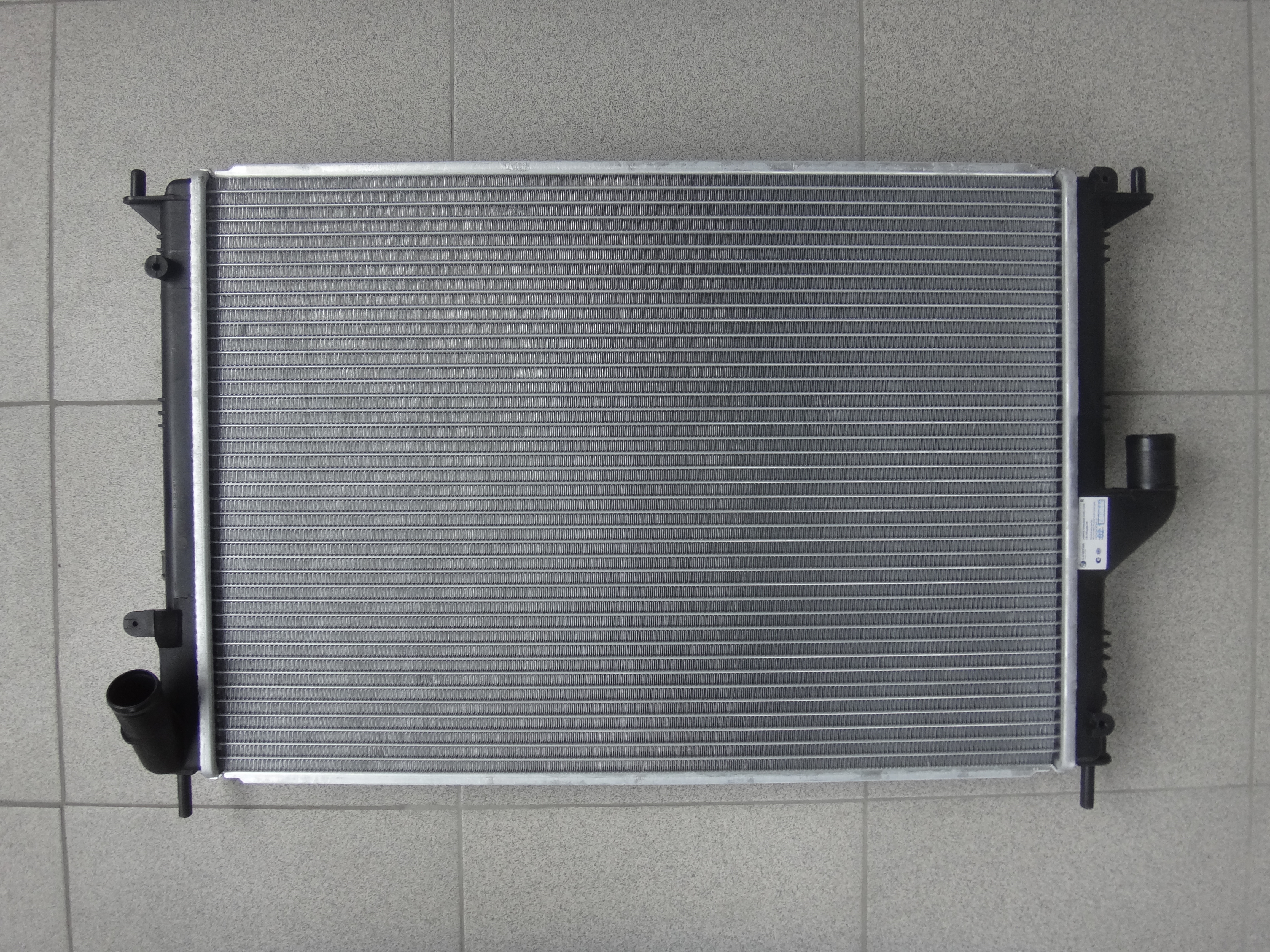 Радиатор  Охлаждения  Largus (12-)/Renault Logan (08-)  MT A/C+  (LUZAR)  LRcRELo08139     