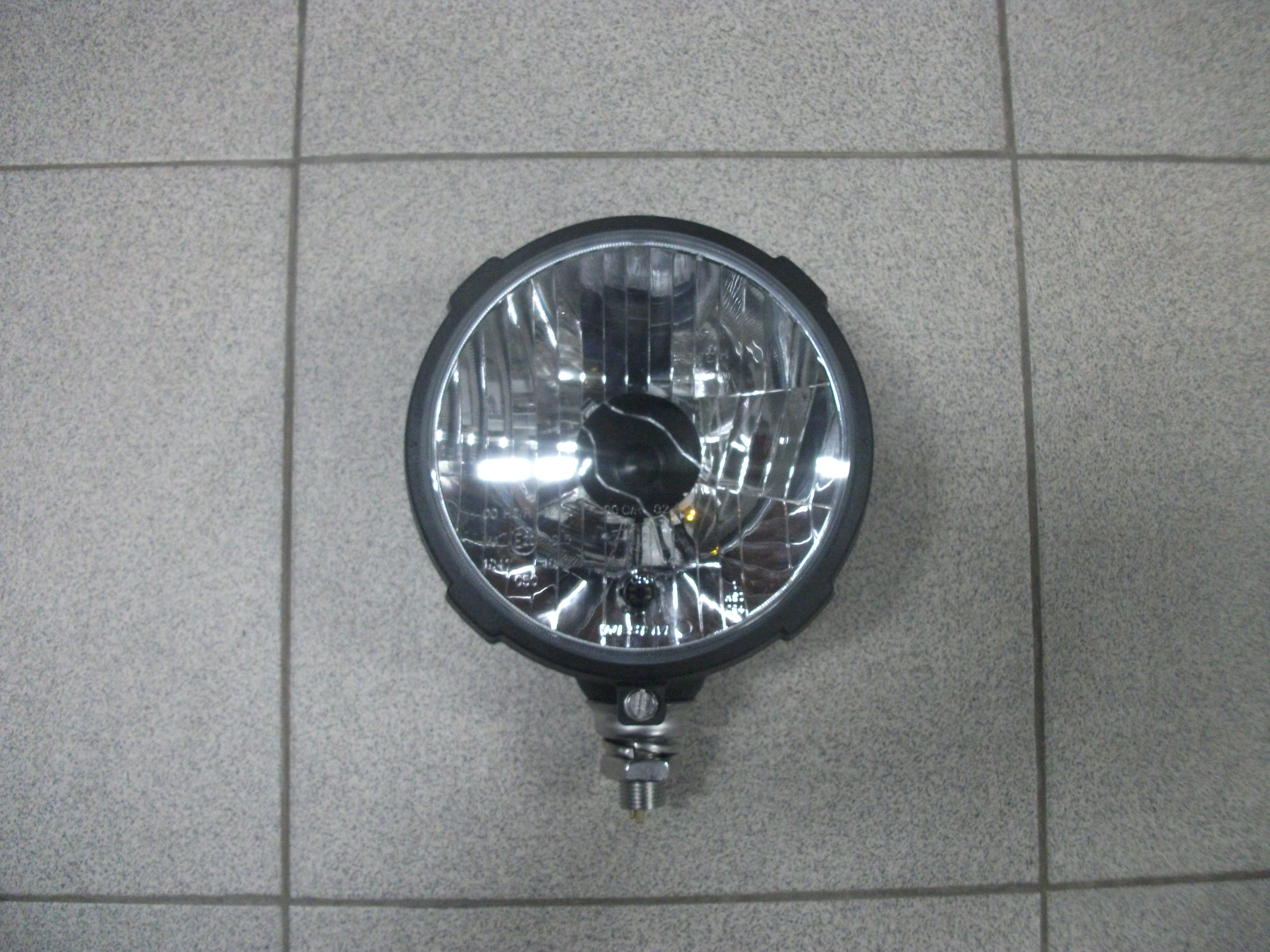 Фара бл./дал. света Ursus H4 круглая d160