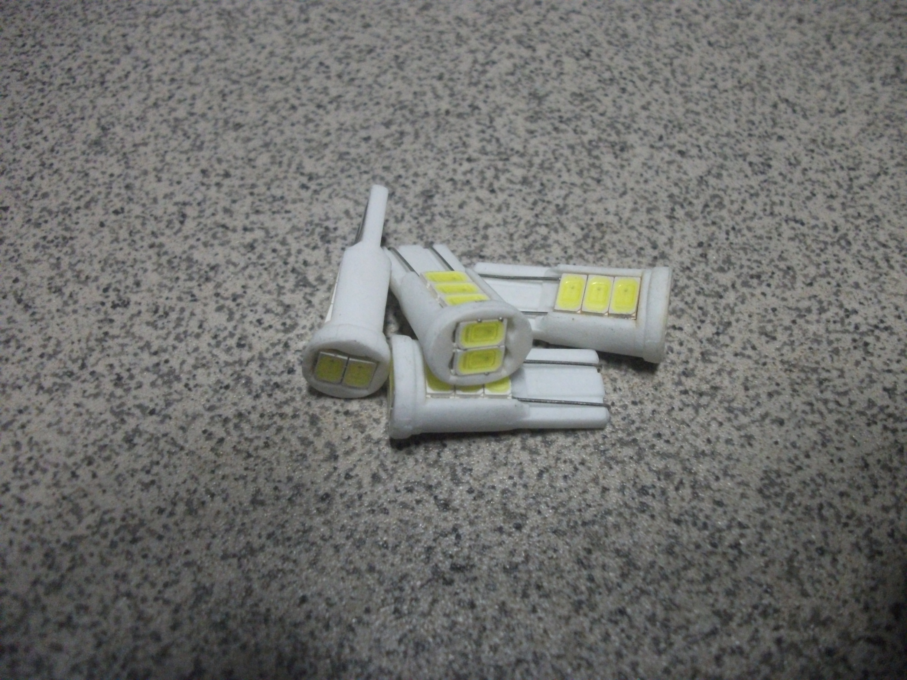 T10-БЦ Светодиод  6 (8) SMD  керамика