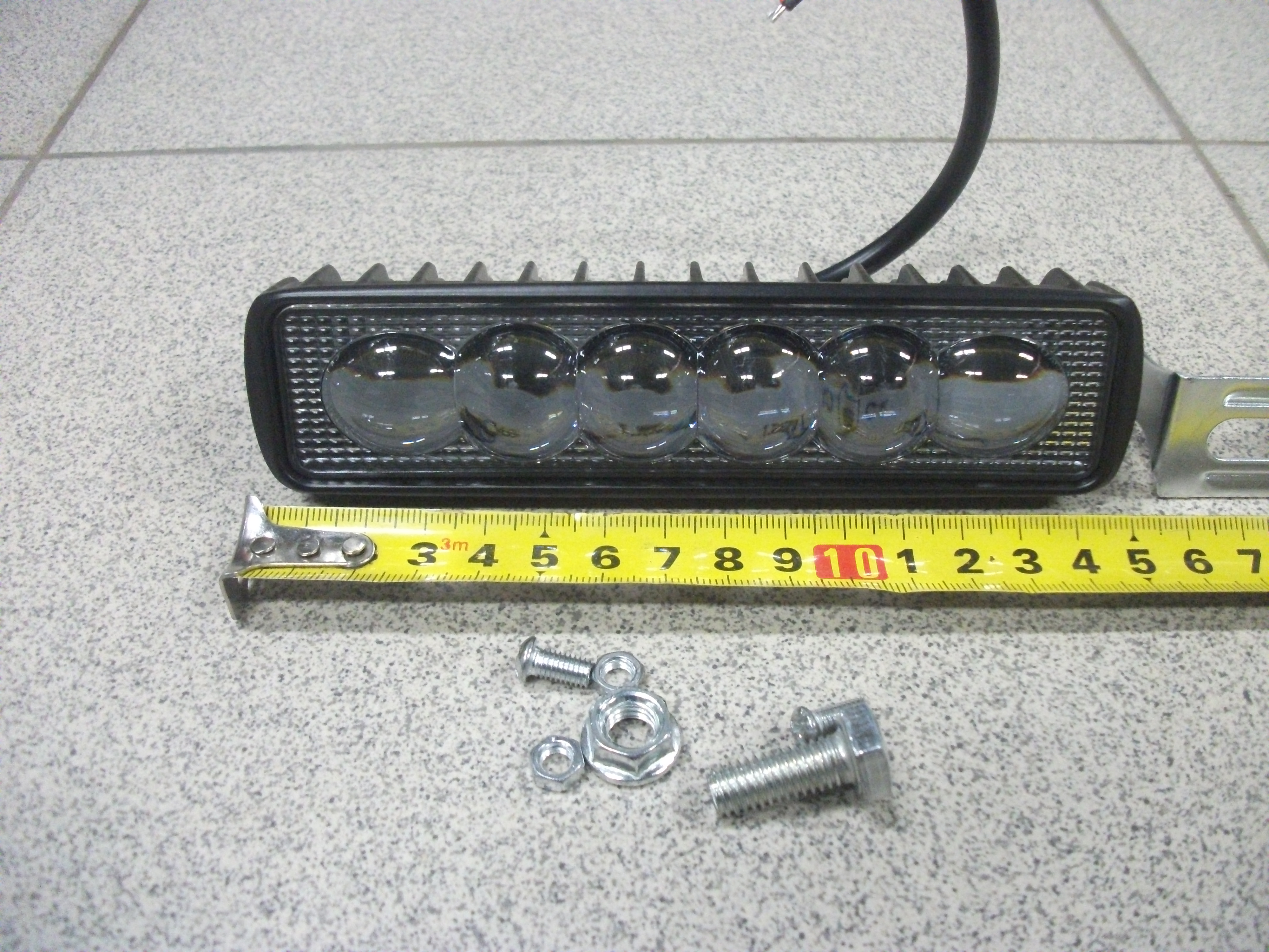Универсальные дневные  ходовые огни  линия   48W   16 LED  M-64  G-0035