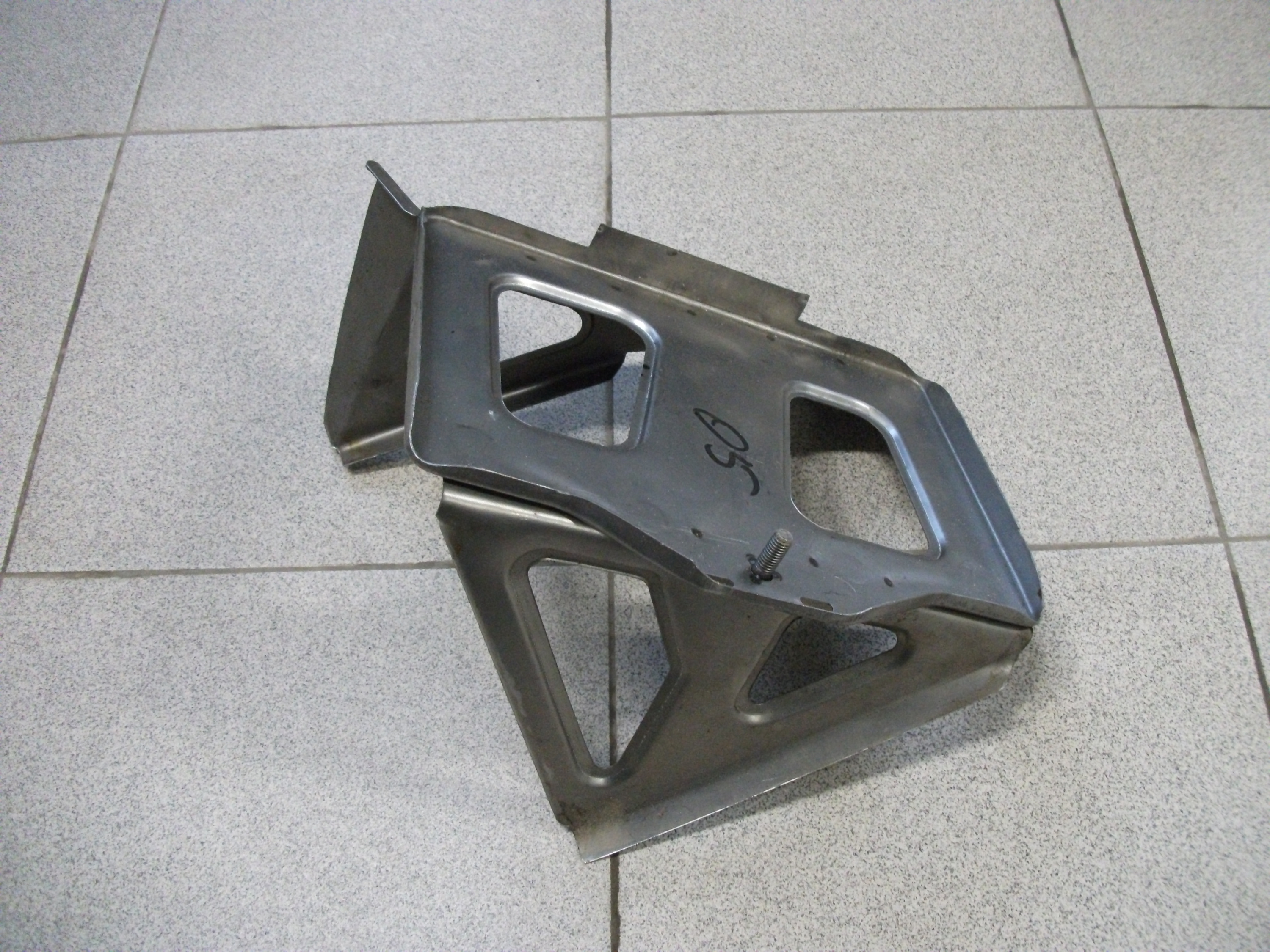Рамка   АКБ     2105