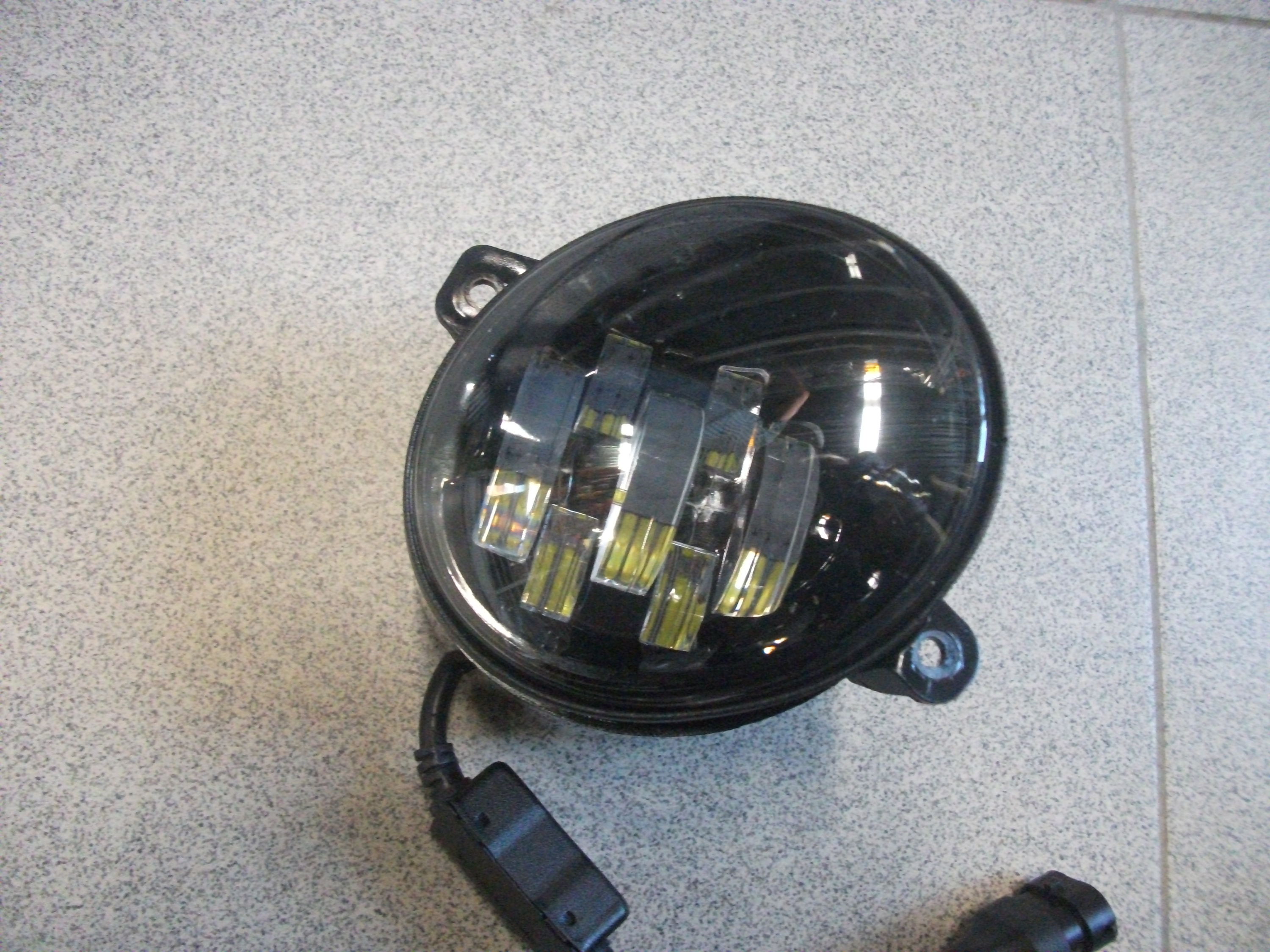 Фара   Противотуманная  LED   линза   LARGUS  с регулировкой   70w     2190