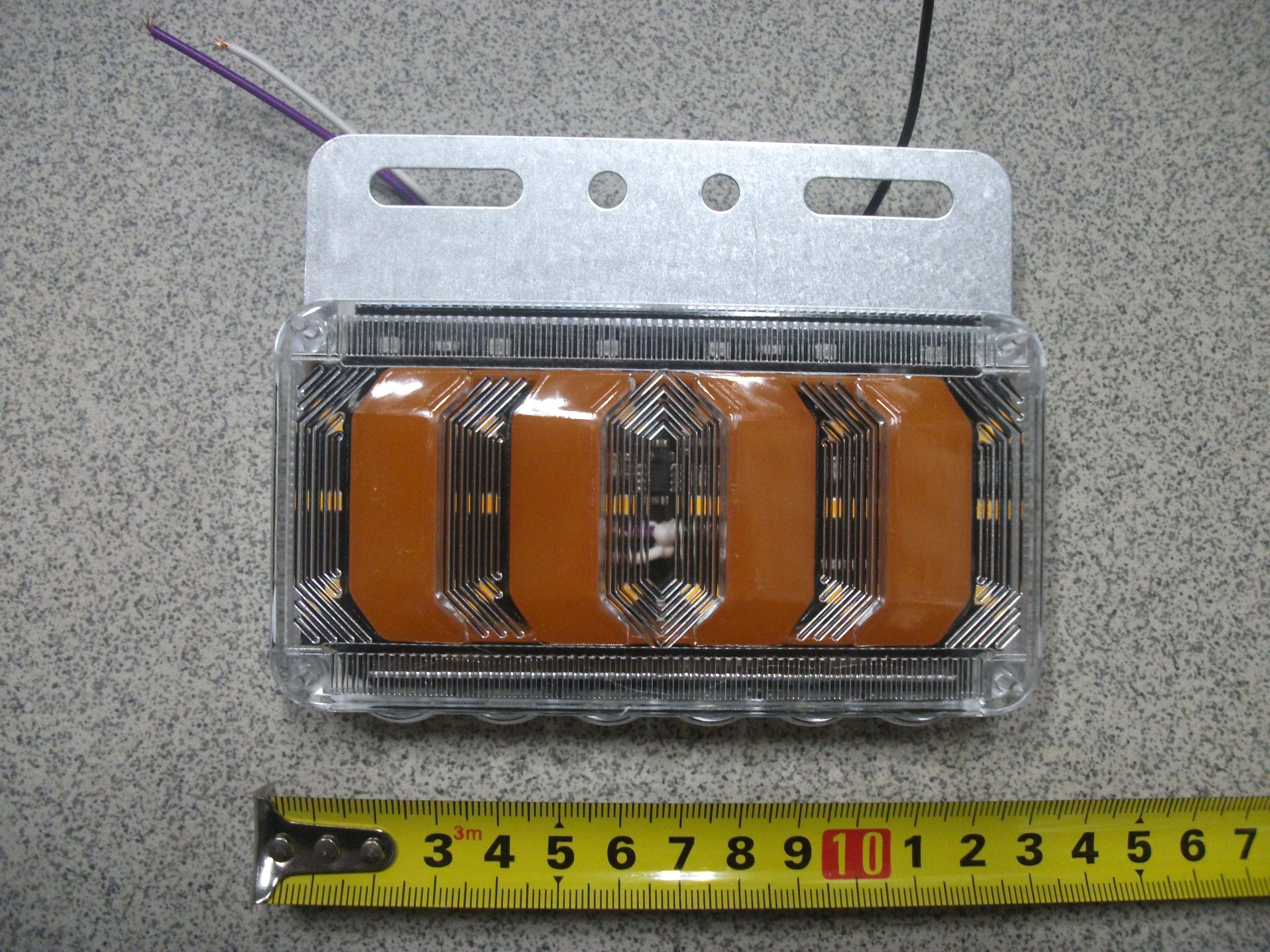 Фонарь   Габаритный   с  Подсветкой колеса  12v  LED  G7005-12V